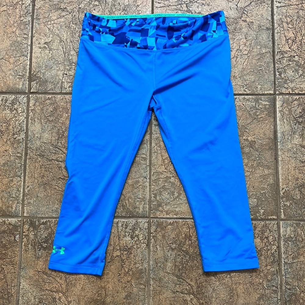 Under Armour leggings, medium